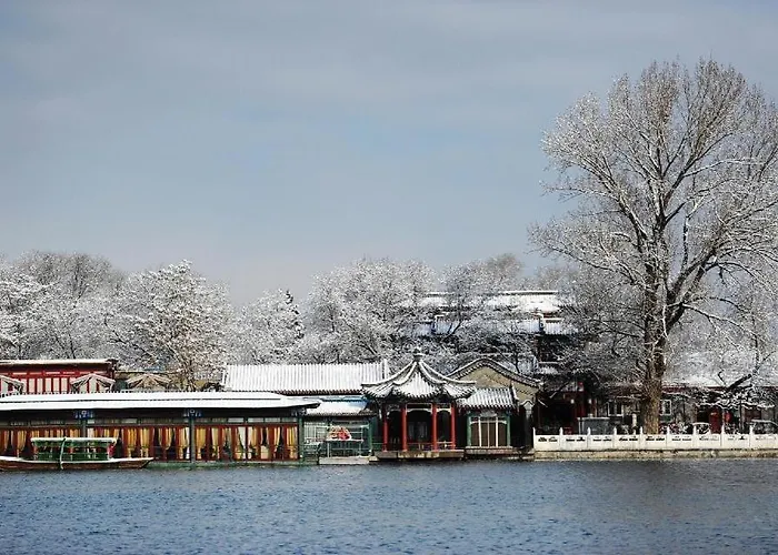 Xana Lite Beijing Sidaokou Dazhong Temple Metro Station Branch
