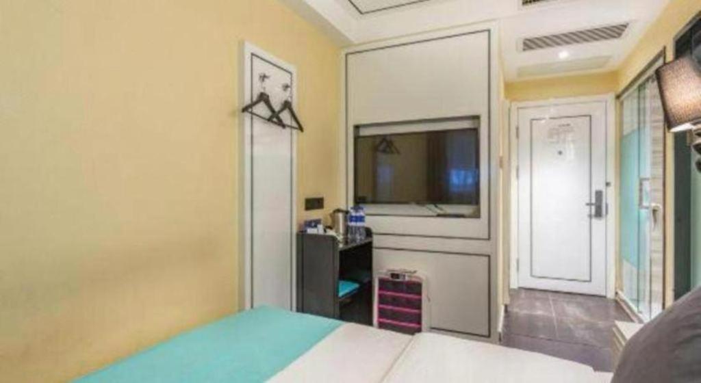 Xana Lite Sidaokou Dazhong Temple Metro Station Branch Hotel Peking (Beijing)