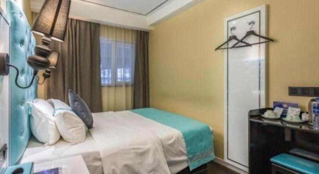 Xana Lite Sidaokou Dazhong Temple Metro Station Branch Hotel