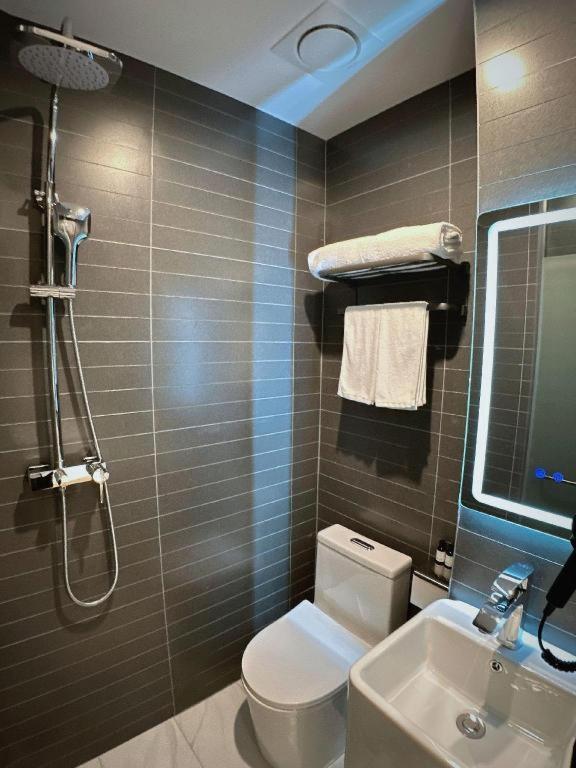 Xana Lite Sidaokou Dazhong Temple Metro Station Branch 3*